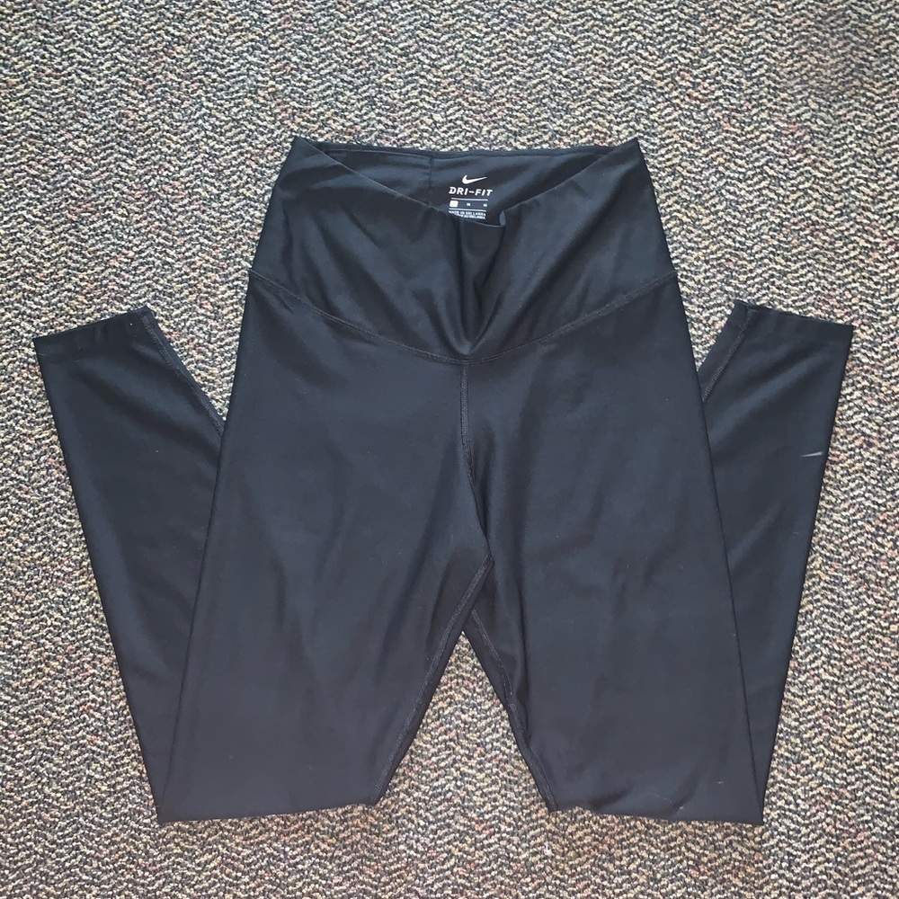 Nike Black Leggings - Picture 1 of 1